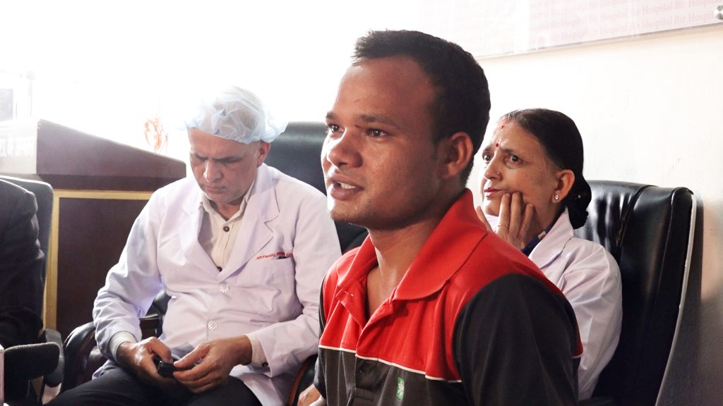 आत्मदाह प्रयास गरेका गणेश नेपालीको अन्तिम संवाद : ‘दाइ, मेरो गल्ती थिएन’